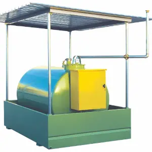 Foto di un distributore di carburante, c.d. diesel tank.